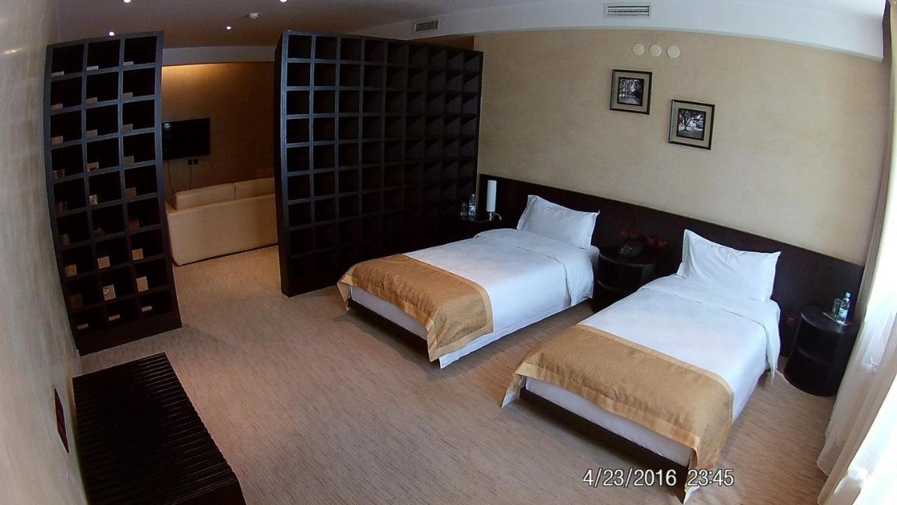 Urgoo Hotel Улан-Батор Экстерьер фото